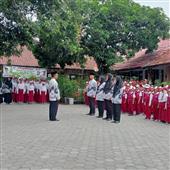 Cu